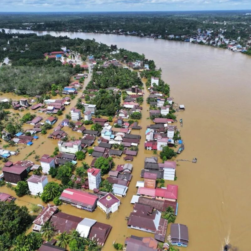 Kondisi banjir di area Kecamatan Katingan Tengah sebagai bahan renungan Calon Gubernur Kalimantan Tengah (Sumber : @kominfo_katingan) 28 Mei 2024.